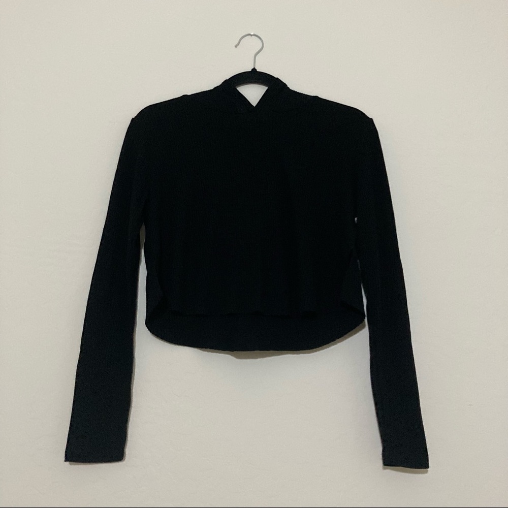 Forever 21 Black Hooded Cropped Sweater